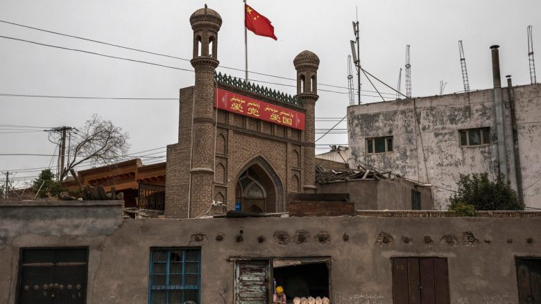 Mijëra xhami në rajonin Xinjiang të Kinës u shembën vitet e fundit, thotë një raport
