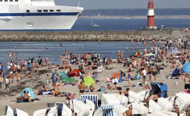 Vala e nxehtësisë tejkalon “rekordet e shtatorit” në Evropën perëndimore