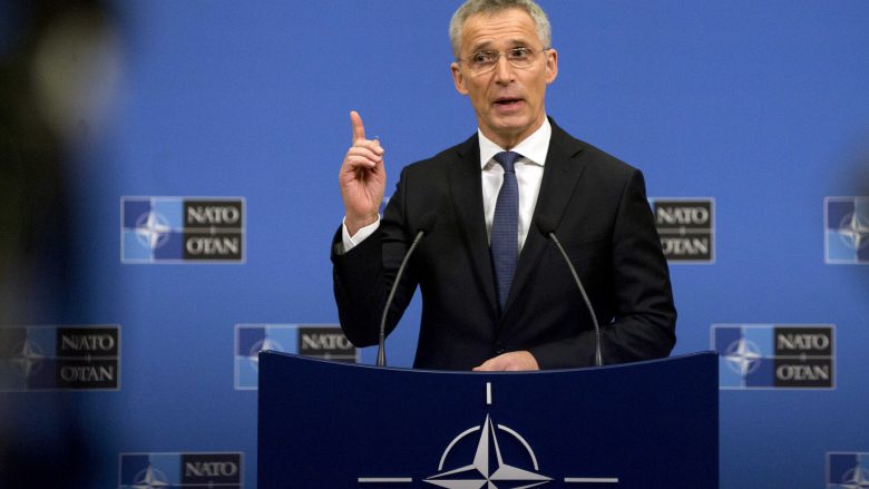 Stoltenberg: NATO ndërmjetëson bisedimet për t’i parandaluar incidentet e reja mes Greqisë dhe Turqisë