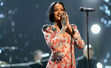 Punuar për katër vite me radhë, dokumentari për këngëtaren Rihanna publikohet në vitin 2021