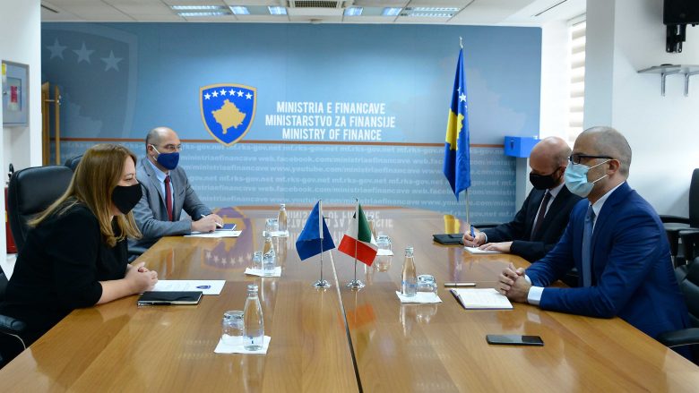 Bajrami dhe Orlando flasin për bashkëpunimit mes Kosovës dhe Italisë në fushën e ekonomisë dhe financave