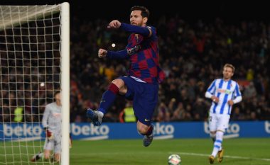 Babai dhe agjenti i Messit lë të kuptohet se ai mund të qëndrojë te Barcelona pasi konfirmoi se takimi shkoi mirë me drejtuesit