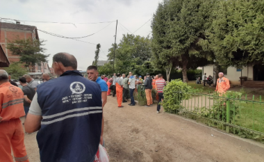Punëtorët e NPK “Tetova” në protestë, gjashtë muaj janë pa sigurim shëndetësor dhe pensional