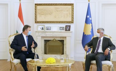 Thaçi pranoi letrat kredenciale nga ambasadori i ri hungarez, Jozsef Bencze