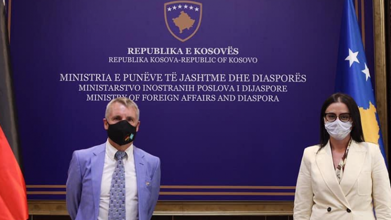 Haradinaj-Stublla: Një grup ekspertesh mjekësor nga Gjermania do të vijnë në Kosovë për të ndihmuar luftimin e coronavirusit