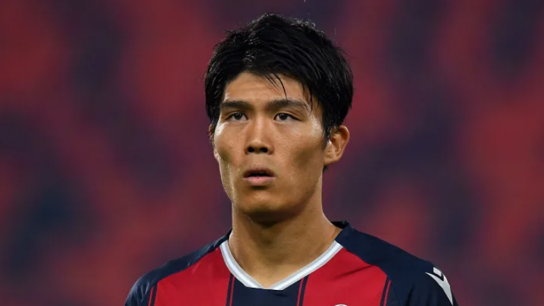 Milani shënjestron transferimin e Tomiyasu