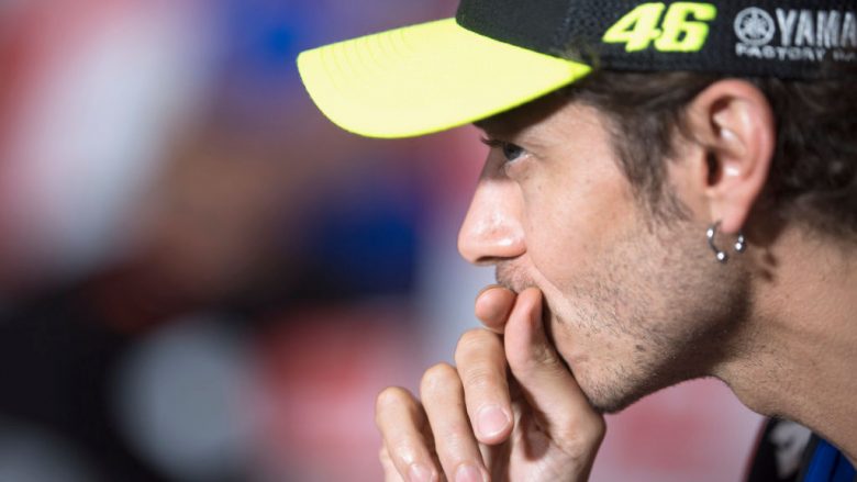Rossi përgënjeshtron thashethemet se do të tërhiqet