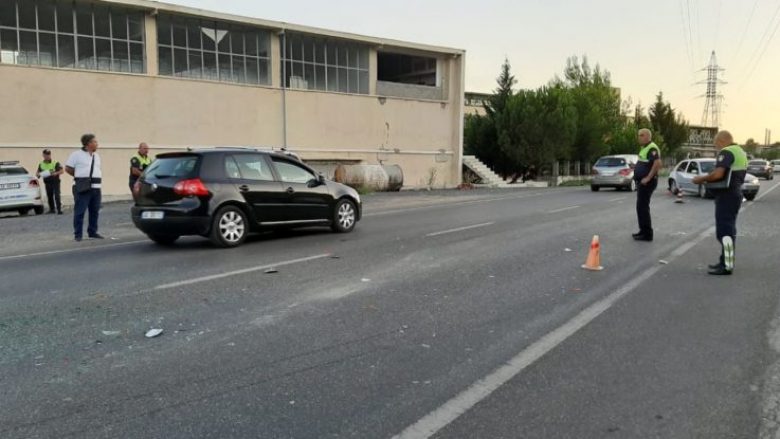 Aksident me fatalitet në Tiranë, makina përplas këmbësorin