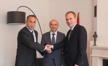 Zhvillime brenda koalicionit: Takohen Mustafa, Haradinaj e Limaj