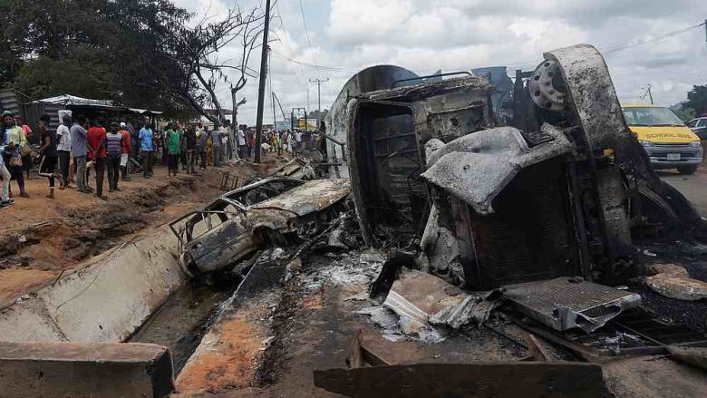 Nigeria, 28 të vdekur pas shpërthimit të një cisterne me gaz