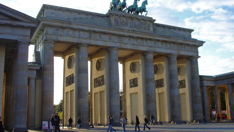 ​Nëse planifikoni të udhëtoni në Gjermani mbani në mend këto 9 gjëra të pazakonta