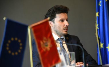 Abazoviq pas arritjes së marrëveshjes për krijimin e qeverisë së re të Malit të Zi: Mundëm njerëzit që kryen gjenocid në Srebrenicë
