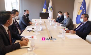 ​Hoti: Marrëveshja e Washingtonit do ta kthejë Kosovën në një zonë të gjallëruar me mijëra vende të reja të punës