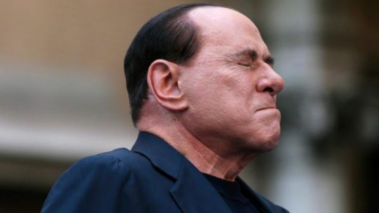 Berlusconi trajtohet në spital, COVID-19 i shkakton pneumoni të dyfishtë