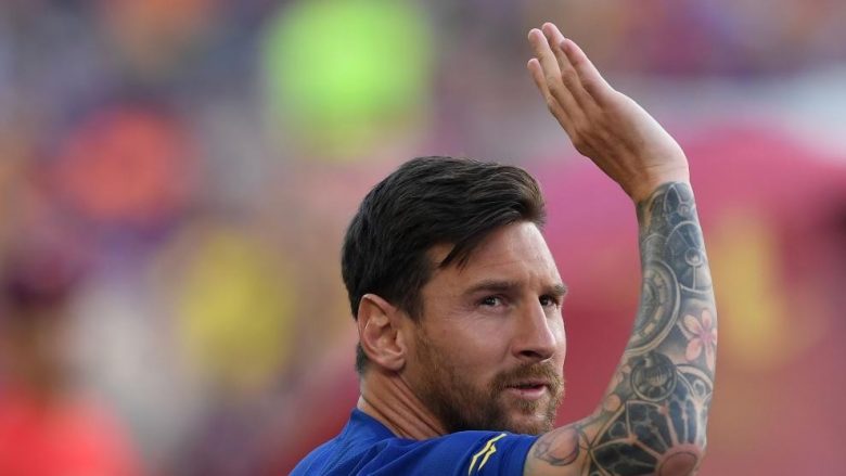 Messi kryen testin për COVID-19 në shtëpi dhe do t’ia fillojë stërvitjet të hënën nëse rezultati është negativ