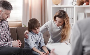 Si ta kuptoni që fëmijët tuaj po përjetojnë ankth ose depresion?
