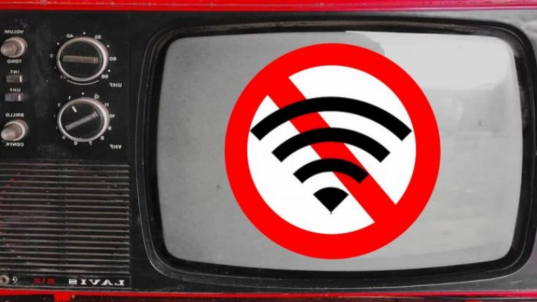 Një TV i vjetër shkaktoi ndërprerje të internetit për 18 muaj në një fshat të tërë britanik