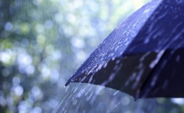 Parashikimi i motit në Shqipëri, shi që në orët e para të ditës