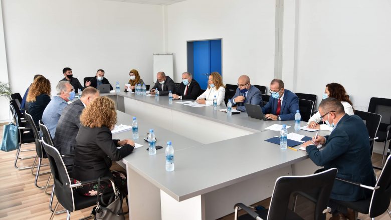 SHSKUK kërkon përkrahjen e Komisionit për Shëndetësi për të funksionalizuar Spitalin e Podujevës