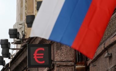 Borxhi publik në Rusi rritet në 277 miliardë dollarë
