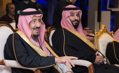 Mbreti Saudit shkarkon zyrtarët e mbrojtjes