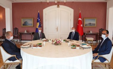 Thaçi takohet me Erdoganin në Stamboll