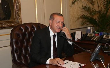 Erdogan zhvillon bisedë telefonike me Thaçin dhe Vuçiqin