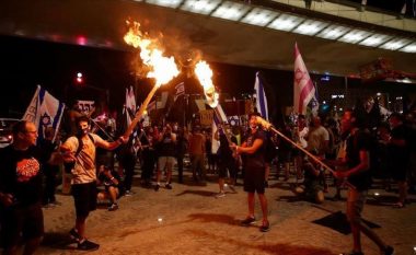 Protesta në Izrael, kërkohet dorëheqja e Netanyahut