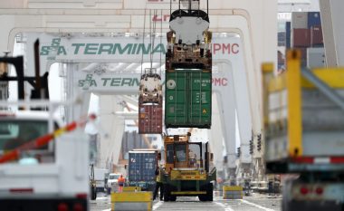 Shtetet e Bashkuara pritet të bllokojë importet e disa produkteve nga Kina