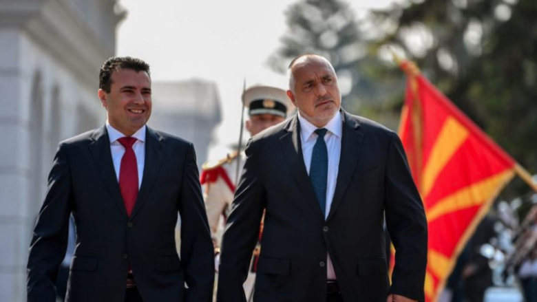 Zaev e refuzon takimin me Mickoskin, muajin e ardhshëm do të udhëtojë në Bullgari