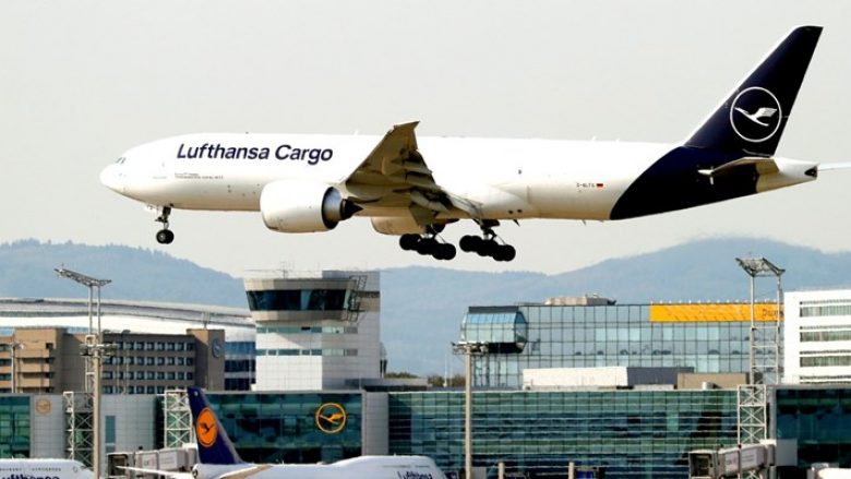 Lufthansa po ndalon së fluturuari më shumë aeroplanë sesa kishte planifikuar: Është e pashmangshme