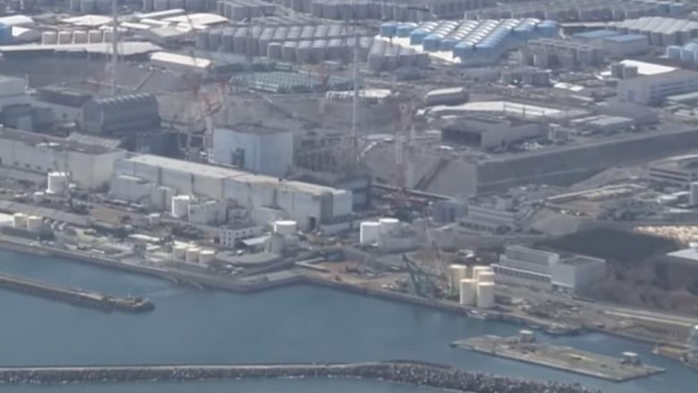 Qeveria japoneze planifikon që ujërat e kontaminuara në Fukushima t’i derdh në det, mbi njëmijë cisterna pritet të zbrazen  