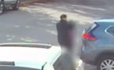 Pamje rrëqethëse të rrëmbimit në Road Island: Burri kap vajzën sapo del nga autobusi dhe e fut në veturë