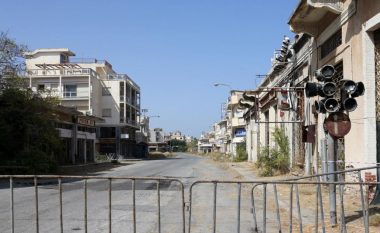 Varosha – “qyteti fantazmë” hapet për herë të parë pas 46 viteve