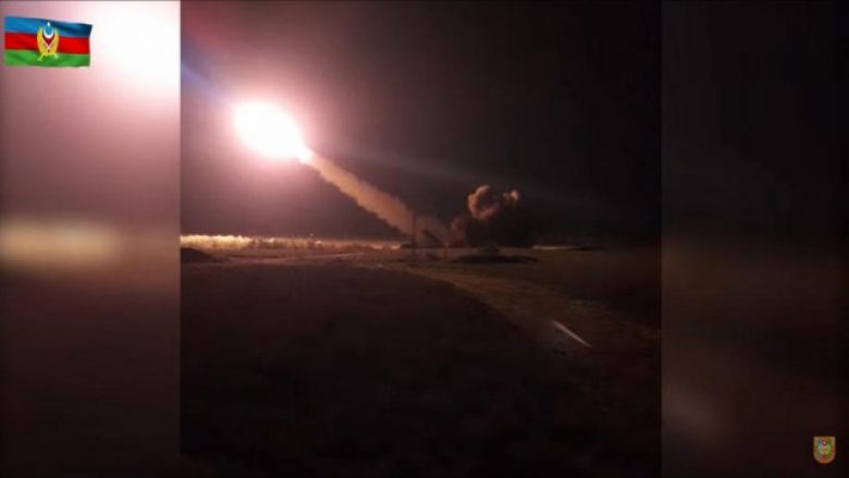 Azerbajxhani publikon pamje të granatimit të caqeve armene në Nagorni-Karabaku