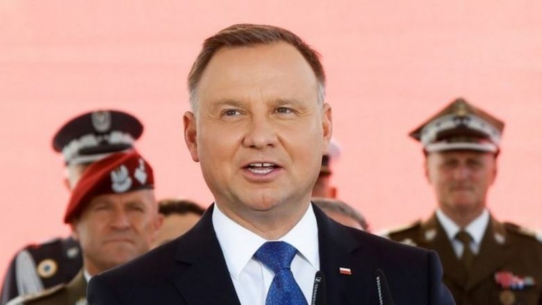 Presidenti polak infektohet me coronavirus