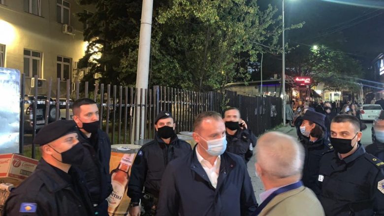 Masat anti-COVID, aksion i policisë e inspektoratit te ‘Kafet e rakisë’ në Prishtinë