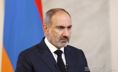 Kryeministri armen u bëri thirrje ushtarëve të çmobilizuar të kthehen në ushtri