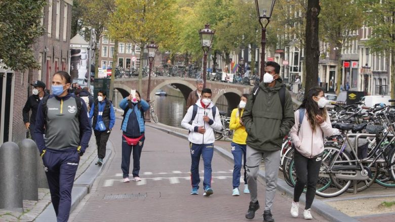 Rregullat e reja të udhëtimit në BE në kohën e pandemisë së COVID-19, do të përpilohet harta pandemike – do të krijohen katër kategori