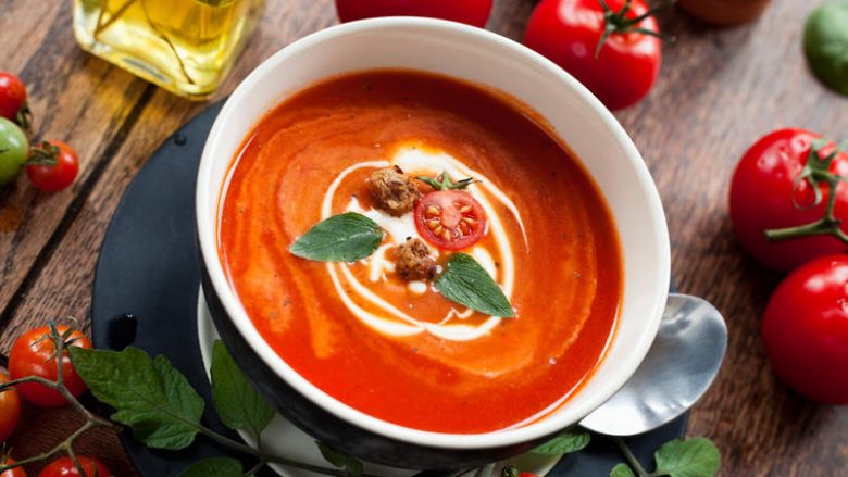 Supa më e mirë me domate që e keni provuar ndonjëherë: Ky është përbërësi sekret i Jamie Oliverit, i cili çdo gjë ndryshon