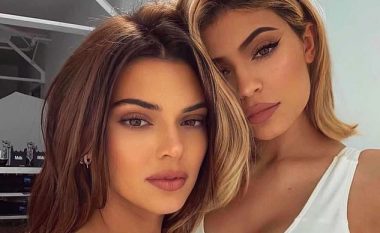 Kylie Jenner dhe Kendall bëjnë shaka në rrjete sociale për përleshjen e tyre fizike