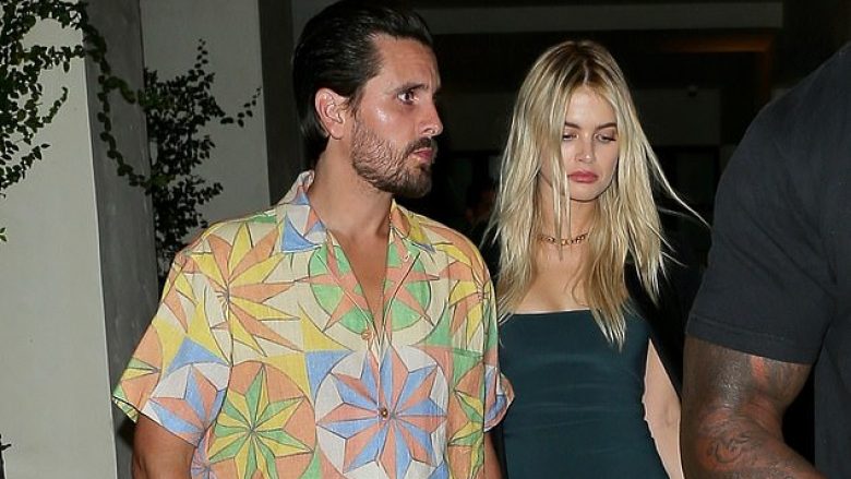 Scott Disick sërish vazhdon takimet me vajza, kësaj radhe me një modele bionde