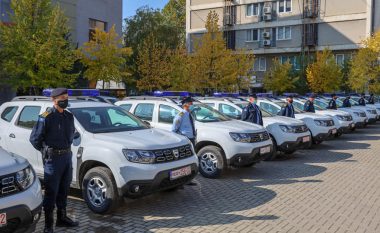 Policia e Kosovës pranoi një donacion prej 15 veturave nga Gjermania