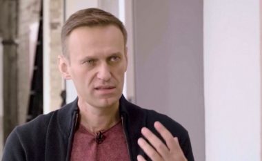 Navalny, i vendosur të kthehet në Rusi