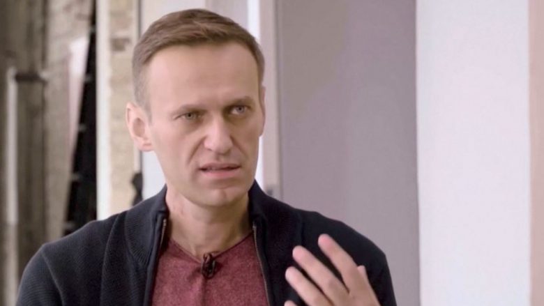 Navalny, i vendosur të kthehet në Rusi