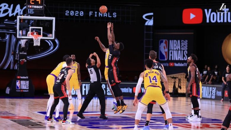 Përballje dramatike: LA Lakers thellon epërsinë përballë Miami Heat – një fitore larg triumfit spektakolar