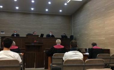 Rigjykimi ndaj aktivistëve të VV-së, gjykatësi e largon të akuzuarin Egzon Haliti nga salla e gjykimit