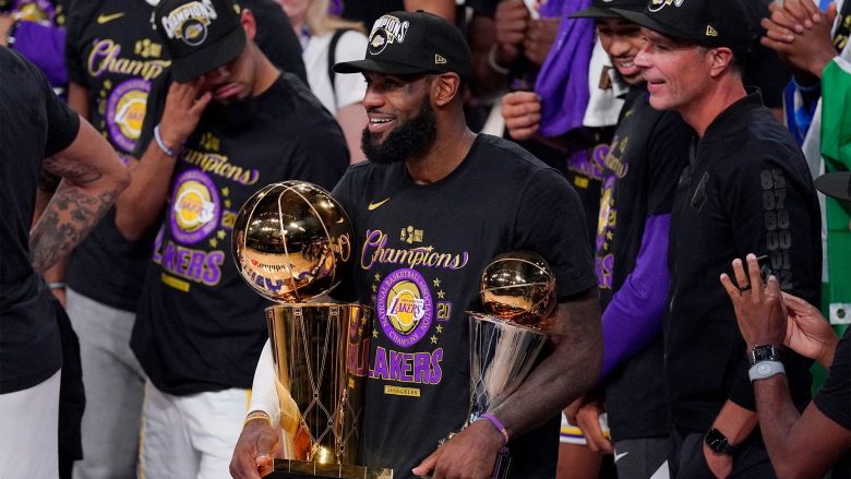 ‘Mbreti’ LeBron James, MVP i finaleve për herë të katërt në karrierën e tij