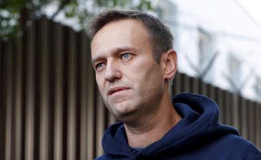 Helmimi i Navalnyt me Novichok konfirmohet edhe nga Organizata për Ndalimin e Armëve Kimike