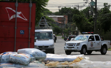 Shtatë kufoma gjenden brenda një dërgese plehrash që kishte arritur nga Serbia në Paraguaj